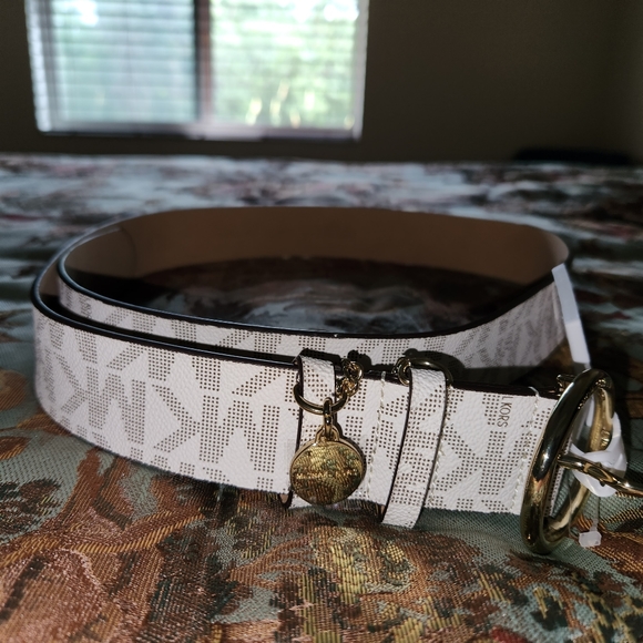 Michael Kors Belt - Picture 2 of 2